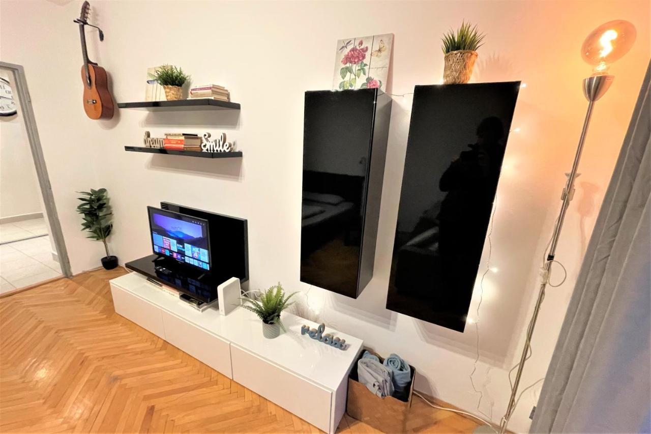 Apartment Helen - Old Town, Ac 브라티슬라바 외부 사진