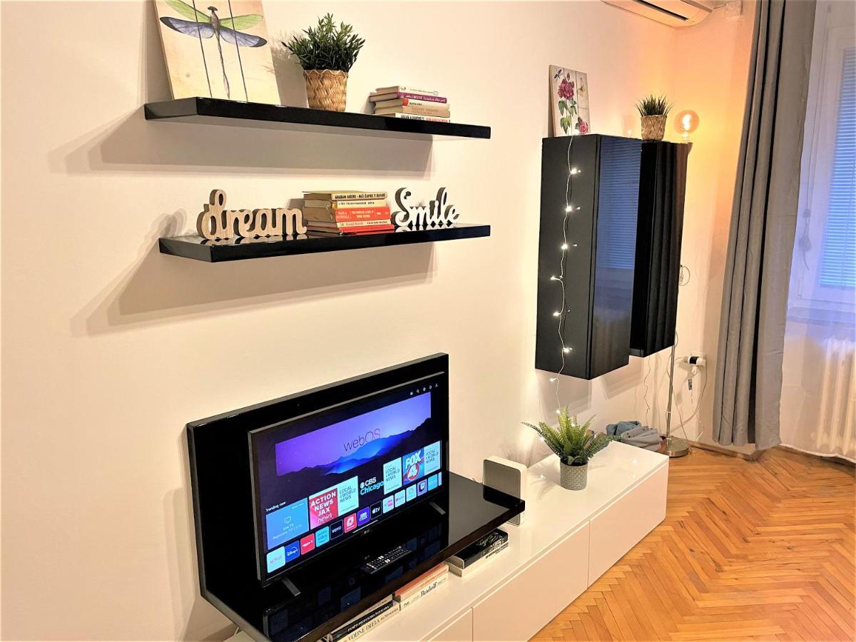 Apartment Helen - Old Town, Ac 브라티슬라바 외부 사진